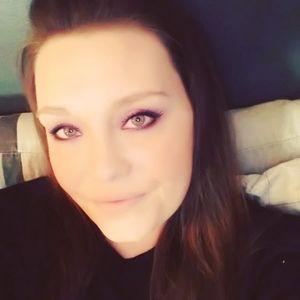 Meet your Posher, Carah